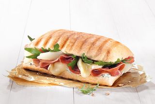 ein frisches Panini von SERWAYS