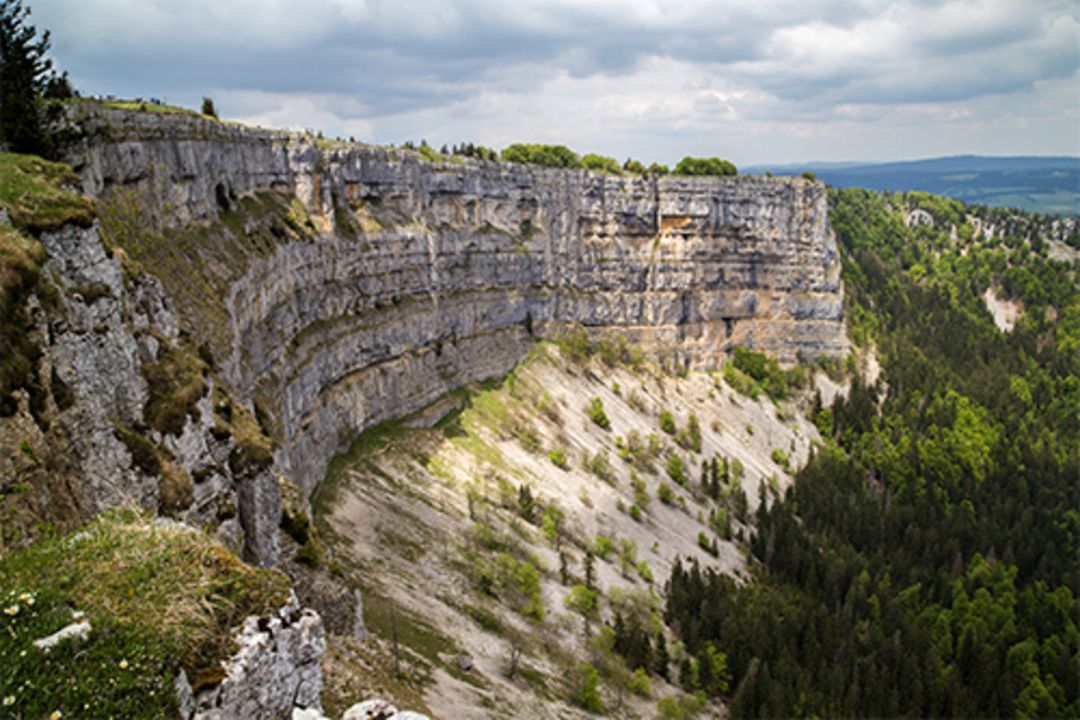 Atemberaubende Felsenlandschaft „Creux Du Van“